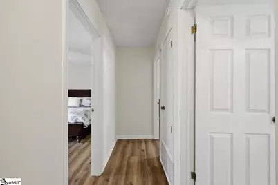 90 Southwood Drive, Greenville, SC 29605 - Photo 17