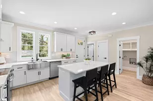 102 Hilton St, Greenville, SC 29607 - Photo 9