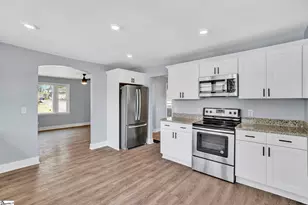 101 Mark St, Easley, SC 29640 - Photo 11