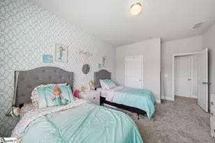 536 W Saddletree Dr, Reidville, SC 29388 - Photo 29