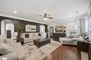 536 W Saddletree Dr, Reidville, SC 29388 - Photo 9