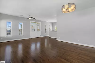 105 Woodside Circle #Unit B, Greenville, SC 29609 - Photo 9