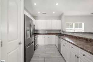 105 Woodside Cir, Greenville, SC 29609 - Photo 13