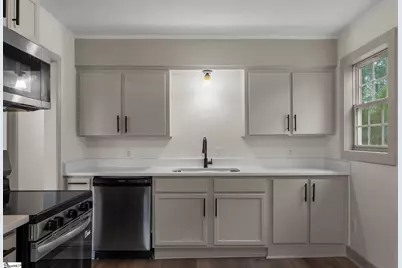 100 Whitener Avenue, Spartanburg, SC 29306 - Photo 5