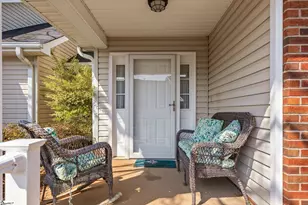 223 Woodruff Park Ln, Simpsonville, SC 29681 - Photo 3