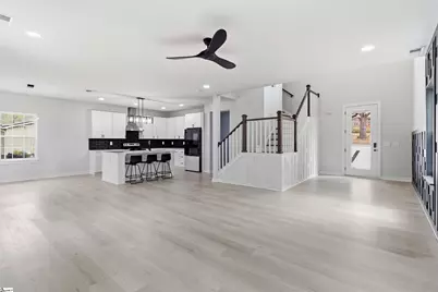 128 Rockmont Road, Easley, SC 29640 - Photo 7