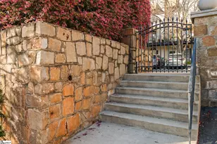 100 W Court St, Greenville, SC 29601 - Photo 23