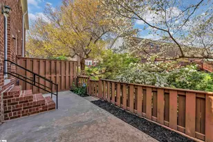 815 Edwards Rd, Greenville, SC 29615 - Photo 15