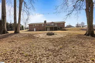 1153 Lakeview Dr, Greenville, SC 29611 - Photo 23