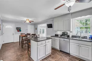 109 Riverview Dr, Greenville, SC 29611 - Photo 7