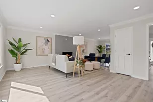 111 Chase Woods Ct, Simpsonville, SC 29680 - Photo 7