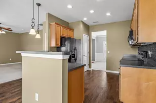 11 Twinings Dr, Simpsonville, SC 29681 - Photo 15