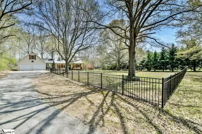 327 Hillside Church Road, Fountain Inn, SC 29644 - Photo 3