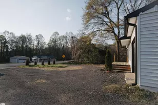 344 Bobo Rd, Wellford, SC 29385 - Photo 3