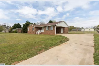 417 Greenmeadow Circle, Anderson, SC 29626 - Photo 3