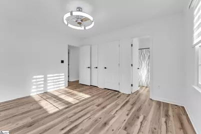 308 Oak Valley Drive, Simpsonville, SC 29681 - Photo 15