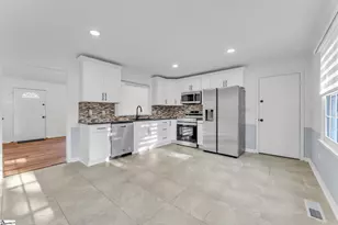 308 Oak Valley Dr, Simpsonville, SC 29681 - Photo 11