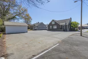 2006 N Main St, Anderson, SC 29621 - Photo 9