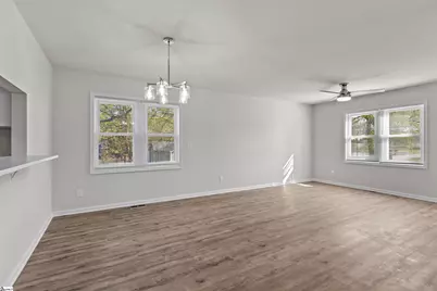 205 E Florida Street, Clinton, SC 29325 - Photo 5