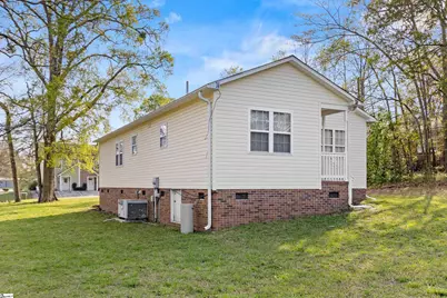 205 E Florida Street, Clinton, SC 29325 - Photo 27