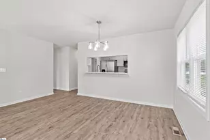 205 E Florida St, Clinton, SC 29325 - Photo 9