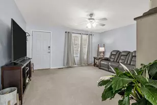 702 Willow Branch Dr, Simpsonville, SC 29680 - Photo 11