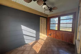 7 Valley Rd, Travelers Rest, SC 29690 - Photo 9