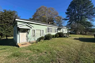 7 Valley Rd, Travelers Rest, SC 29690 - Photo 3