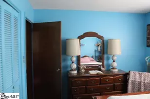 300 Marion Pl, Clinton, SC 29325 - Photo 21