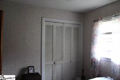 300 Marion Place, Clinton, SC 29325 - Photo 17