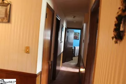 300 Marion Place, Clinton, SC 29325 - Photo 13