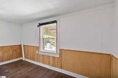 215 Truman Street, Laurens, SC 29360 - Photo 21