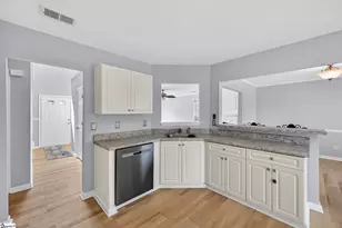 507 Fairview Lake Way, Simpsonville, SC 29680 - Photo 11