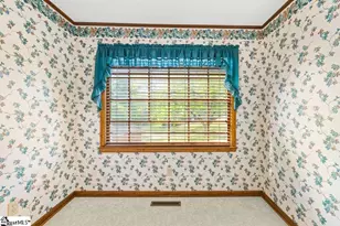 204 Birchwood Dr, Union, SC 29379 - Photo 5