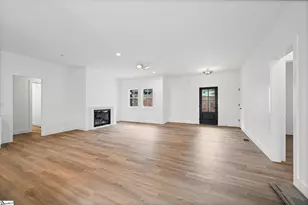 160 Holmes Dr, Spartanburg, SC 29303 - Photo 7