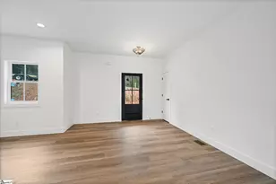 160 Holmes Dr, Spartanburg, SC 29303 - Photo 5