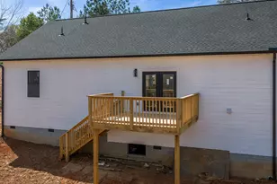 160 Holmes Dr, Spartanburg, SC 29303 - Photo 3