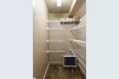 400 Mills Avenue #Unit 405, Greenville, SC 29605 - Photo 11