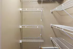 400 Mills Ave, Greenville, SC 29605 - Photo 11