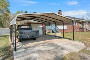 687 Gaffney Hwy, Jonesville, SC 29353 - Photo 3