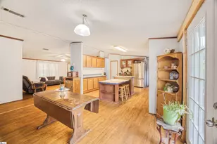 189 Farmers Hill Rd, Liberty, SC 29657 - Photo 9