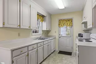 206 Haltiwanger Rd, Greenwood, SC 29649 - Photo 13