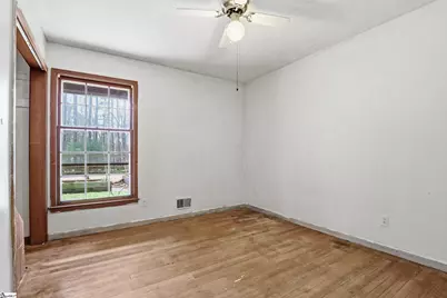 228 Washington Road, Cowpens, SC 29330 - Photo 19