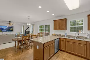 131 Tompkins Hl Ln, Pickens, SC 29671 - Photo 15