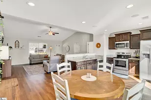 229 Icebow Rd, Fountain Inn, SC 29644 - Photo 11