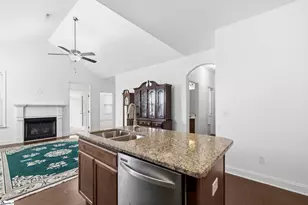 120 Bur Oak Dr, Taylors, SC 29687 - Photo 9