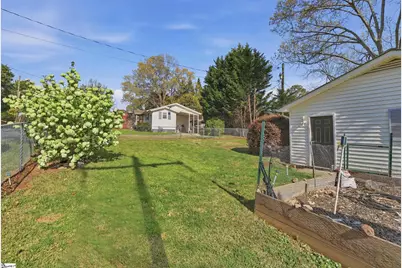 106 E Thompson Street, Landrum, SC 29356 - Photo 13