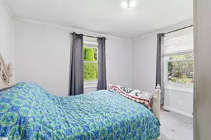 106 E Thompson St, Landrum, SC 29356 - Photo 7