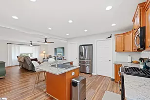 2762 Allen Bridge Rd, Fountain Inn, SC 29644 - Photo 9