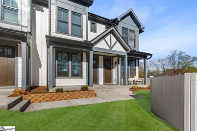 9 Hawthorne Lane #Unit 105, Greenville, SC 29615 - Photo 1